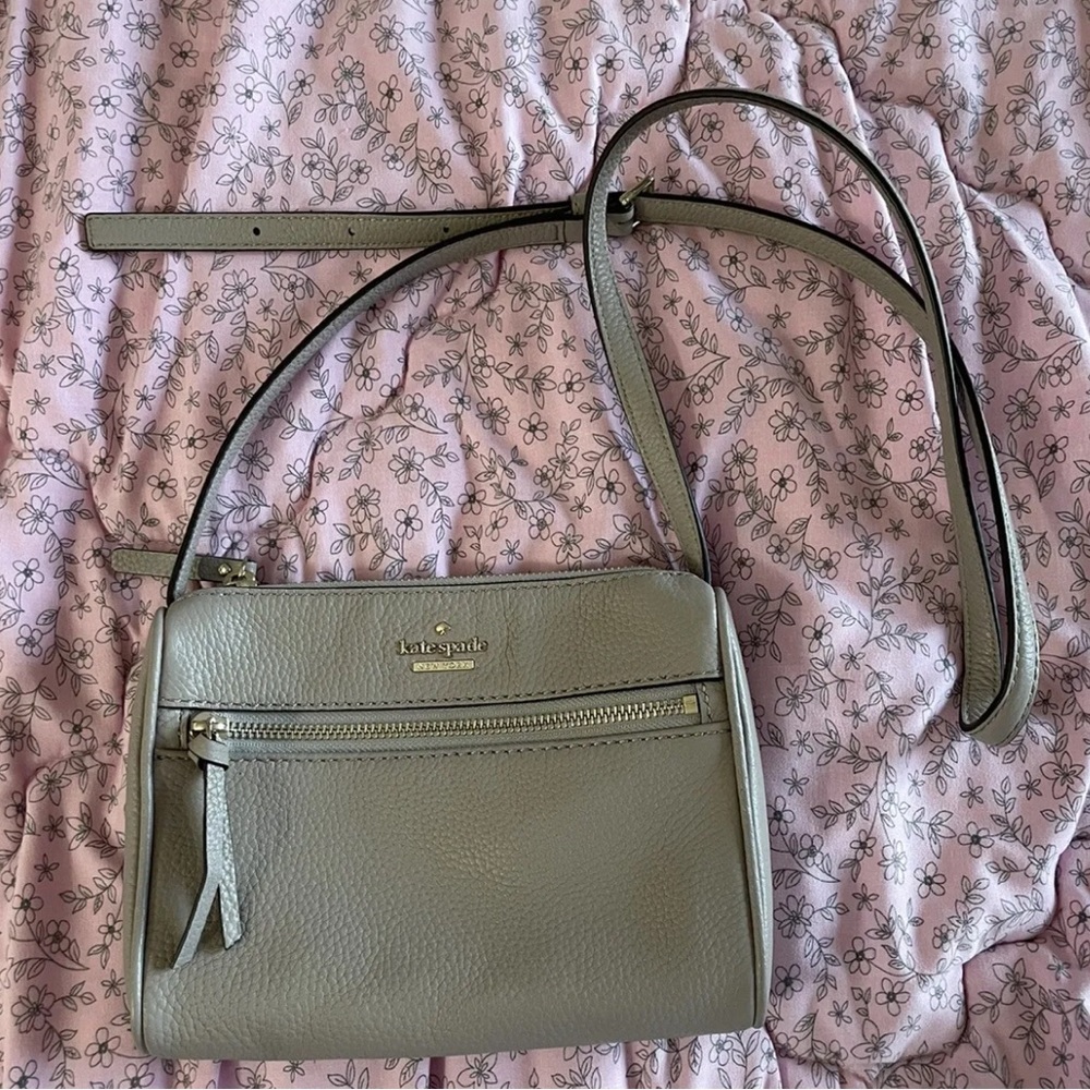 Kate spade crossbody purse